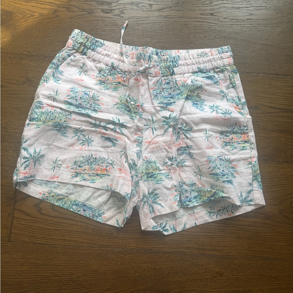Tommy Bahama Green and Pink Bermuda Shorts Tropical Style